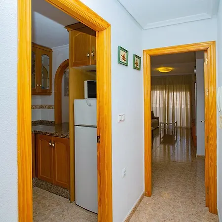 018 Lovely Space - Alicante Holiday Апартаменти *