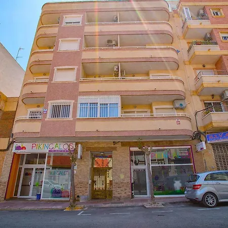 018 Lovely Space - Alicante Holiday Апартаменти *